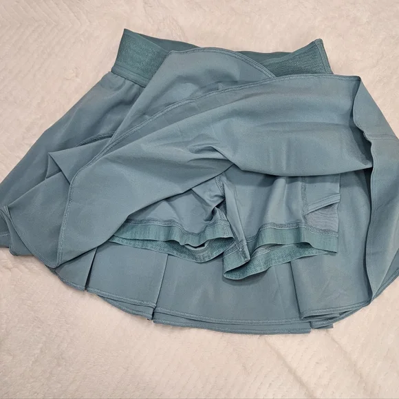 Lululemon Court Rival High Rise Skirt Rip Tide Size 4 - Picture 8 of 12